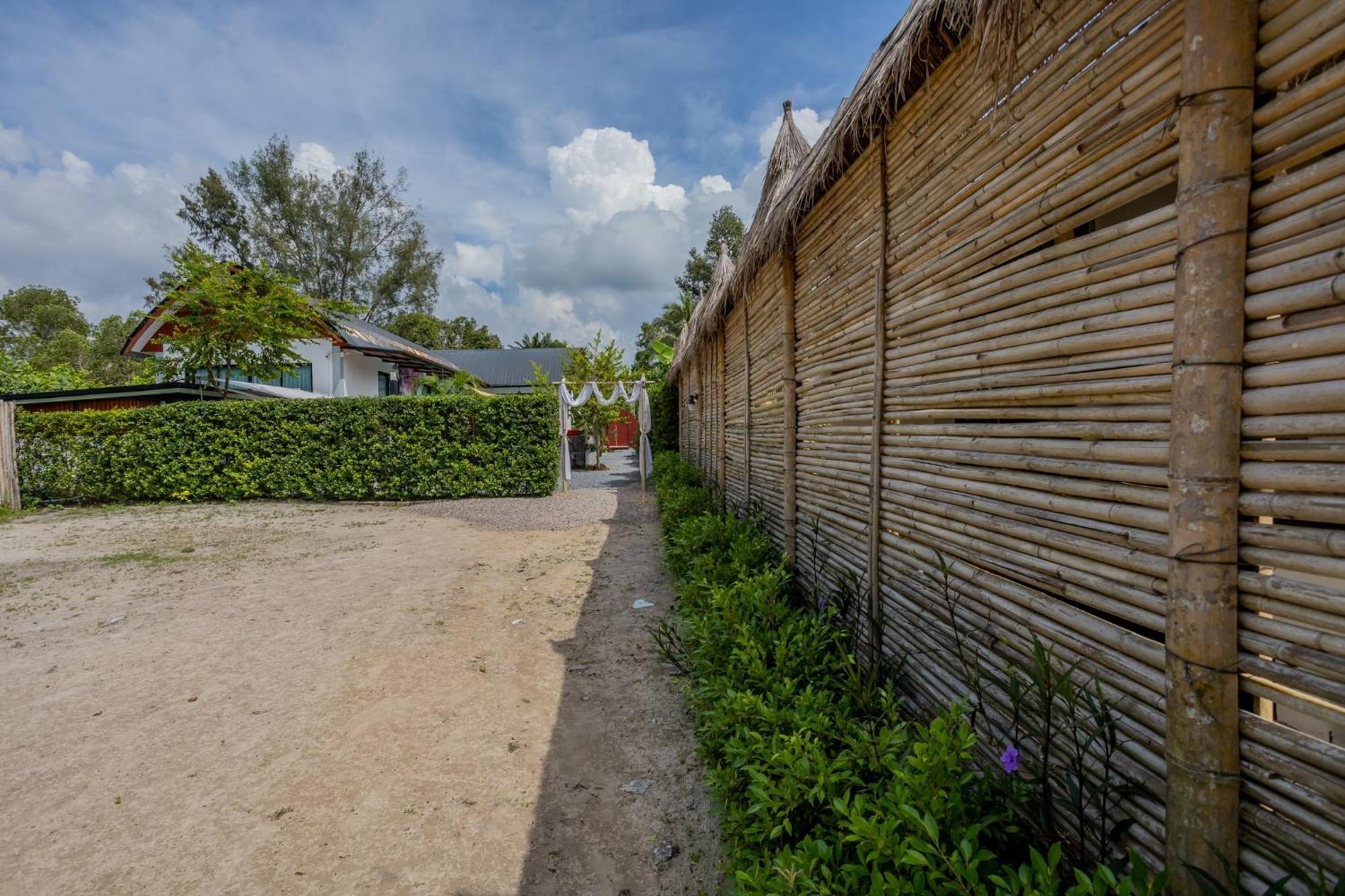 Villa Loved Beach 1 Ao Nam Mao Bagian luar foto